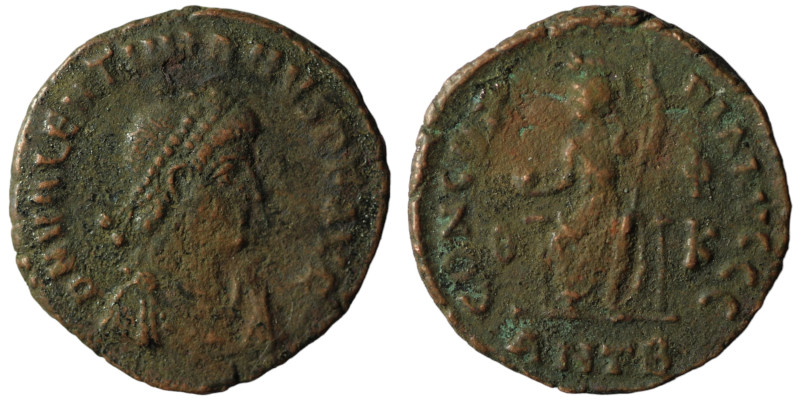 Valentinian II. (378-383 AD). Æ Follis. Antioch. Obv: D N VALENTINIANVS P F AVG....