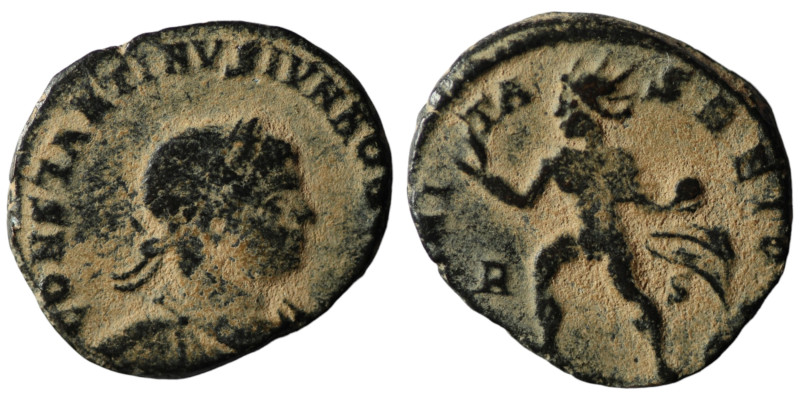 Constantinus II. (317-318 AD). Follis. Obv: CONSTANTINVS IVN NOB CAES. draped bu...