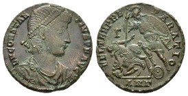 CONSTANTIUS II.(337-361). Antioch.Follis. 

Condition : Good very fine.

Weight : 5.07 gr
Diameter : 22 mm