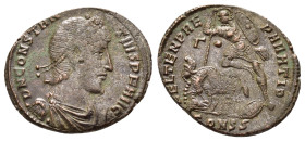 CONSTANTIUS II.(337-361).Constantinople.Follis. 

Condition : Good very fine.

Weight : 4.55 gr
Diameter : 23 mm