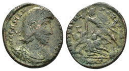 CONSTANTIUS II.(337-361).Nicomedia.Follis. 

Condition : Good very fine.

Weight : 5.91 gr
Diameter : 21 mm