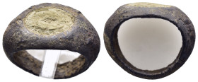 ANCIENT ROMAN SILVER RING.(3rd–4th centuries).Ae.

Condition : Good very fine.

Weight : 8.69 gr
Diameter : 25 mm