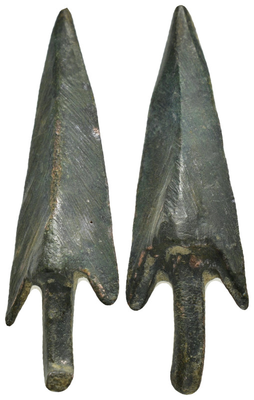 ANCIENT ROMAN BRONZE ARROW HEADS.(Circa 2 th Century). Ae.

Condition : Good ver...