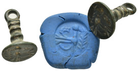 ANCIENT ROMAN BRONZE STAMP SEAL.(1st-2nd century).Ae.

Condition : Good very fine.

Weight : 7.23 gr
Diameter : mm
