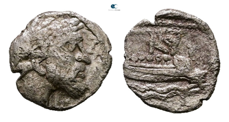 Phoenicia. Arados. Uncertain king 400-384 BC. 
1/16 Shekel AR

10 mm, 0,63 g...
