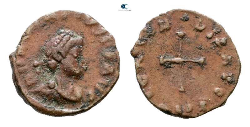 Arcadius AD 383-408. Uncertain mint
Nummus Æ

11 mm, 0,77 g



Nearly Ver...