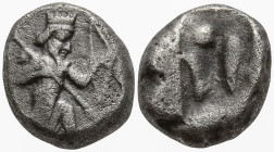 ACHAEMENID EMPIRE. Time of Darios I to Xerxes II (485-420 BC). Sardes.
AR Siglos (14.7mm 5.37g)
Obv: Persian king in kneeling-running stance right, ...