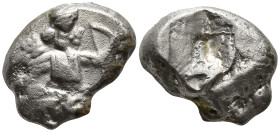 ACHAEMENID EMPIRE. Time of Artaxerxes II to Artaxerxes III (Circa 375-340 BC). Sardes.
AR Siglos (16.1mm 5.53g)
Obv: Persian king in kneeling-runnin...