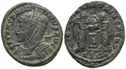 Constantine I 'The Great' (307/10-337 AD). Siscia
AE Follis (18.7mm 2.94g)
Obv: IMP CONSTANTINVS P F AVG. Helmeted and cuirassed bust to left, holdi...