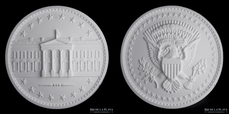 USA. The White House Aquia Stone Challenge Coin. Arenisca; 46mm. Nota: Esta piez...