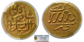 PERSIA, Qajar Dynasty. Fath Ali Shah. Early type Gold Toman. PCGS-AU 55.