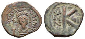 MAURICE TIBERIUS (582-602). Half Follis. Thessalonica. ( 5.77 g. / 22.3 mm ).