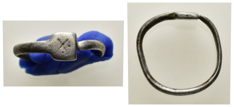 ANCIENT GREEK SILVER RING (3ST-1TH CENTURY AD). ( 2.75 g ).