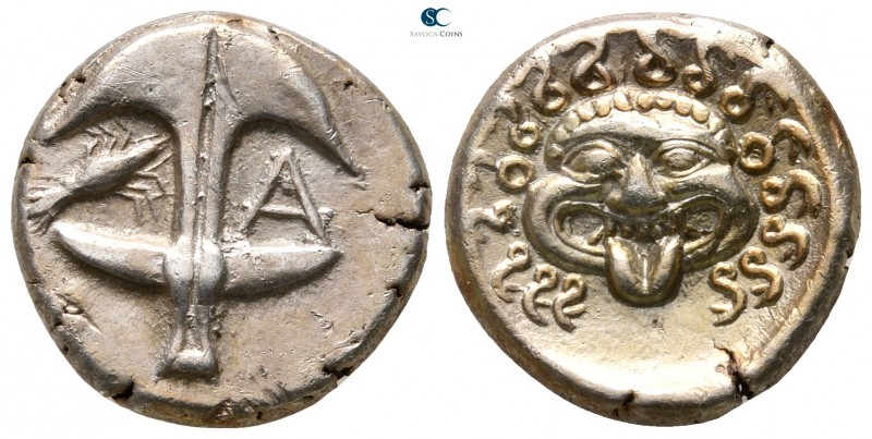 Thrace. Apollonia Pontica 480-450 BC. 
Pale Electrum Drachm AR

15 mm., 3,30 ...