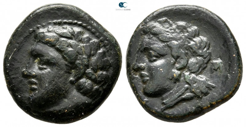 Thessaly. Gyrton 340-320 BC. 
Trichalkon Æ

20 mm., 6,19 g.

Laureate head ...
