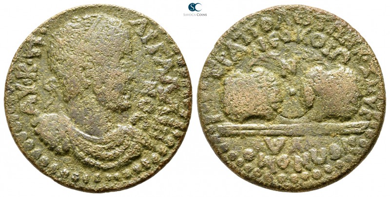 Phrygia. Hierapolis . Gallienus AD 253-268. 
Bronze Æ

25 mm., 7,36 g.

AV ...