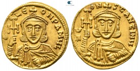 Constantine V Copronymus AD 741-775. Struck AD 741-751. Constantinople. Solidus AV