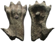 Weight 54,00 gr - Diameter 51 mm. Ancient Bronze lion claw.