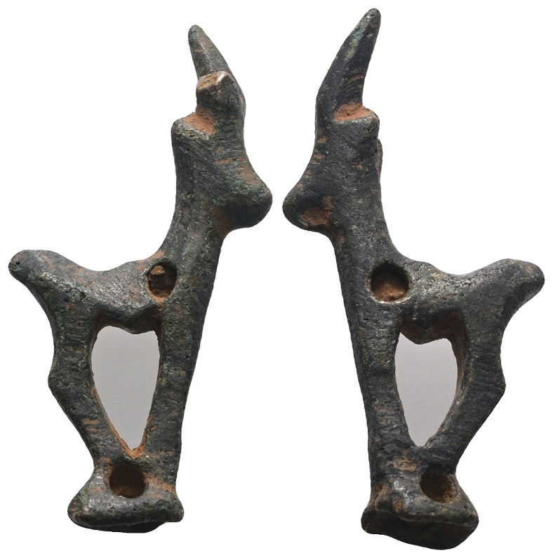 Weight 5,15 gr - Diameter 34 mm. Ancient Bronze Age, Luristan Bronze Ibex figuri...