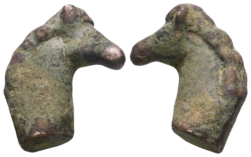 Weight 26,94 gr - Diameter 31 mm. Ancient Bronze Figure. horse head. Roman Perio...