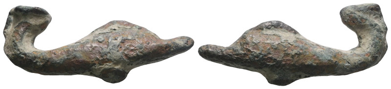 Weight 14,78 gr - Diameter 41 mm. Ancient Bronze Dolphin Figure.