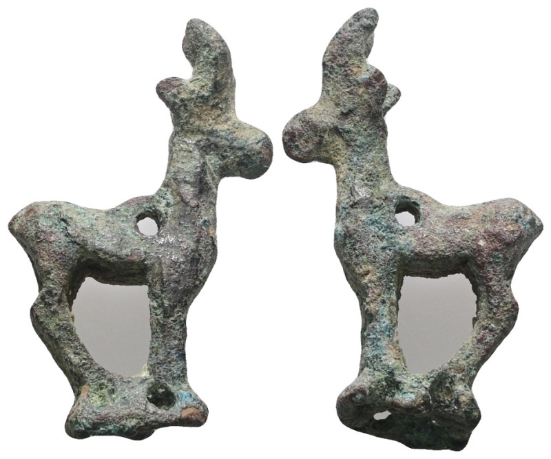 Weight 10,94 gr - Diameter 40 mm. Ancient Bronze Age, Luristan Bronze Ibex figur...