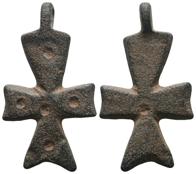 Weight 5,52 gr - Diameter 33 mm. BYZANTINE EMPIRE.Cross.(8th-10th century).Ae. S...