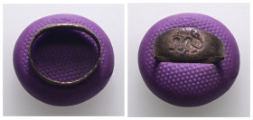 Weight 1,21 gr - Diameter 15 mm. Ancient Bronze Ring.