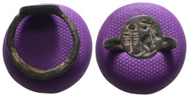 Weight 3,70 gr - Diameter 19 mm. Ancient Bronze Ring.
