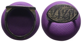 Weight 5,60 gr - Diameter 21 mm. Ancient Bronze Ring.
