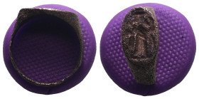 Weight 2,77 gr - Diameter 17 mm. Ancient Bronze Ring.