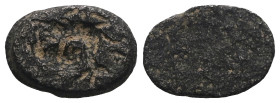 Weight 0,98 gr - Diameter 10 mm. Roman Bronze ring head. 1st- 4th Century CE.