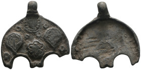 Weight 23,30 gr - Diameter 40 mm. Ancient Bronze Pendant.