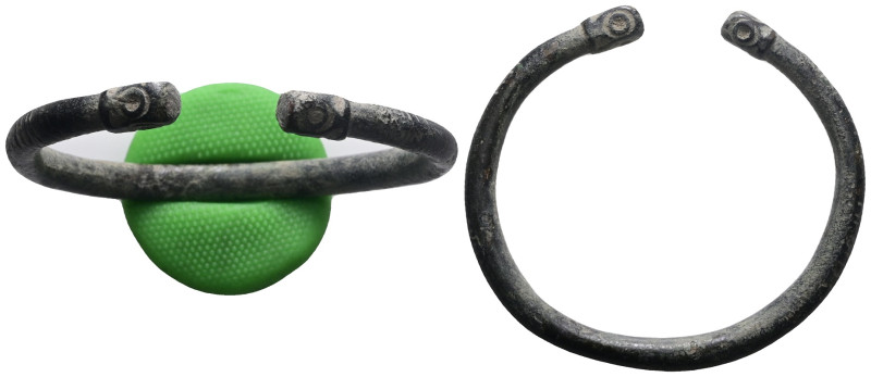 Weight 24,63 gr - Diameter 57 mm. Ancient Bronze Bracelet.