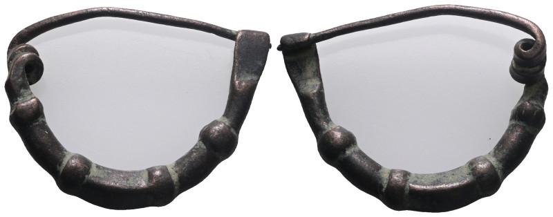 Weight 10,09 gr - Diameter 38 mm. Ancient Bronze Fibula.