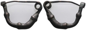 Weight 9,66 gr - Diameter 37 mm. Ancient Bronze Fibula.