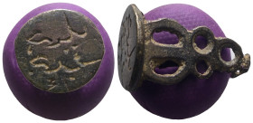 Weight 6,33 gr - Diameter 26 mm. Ancient Bronze Seal.