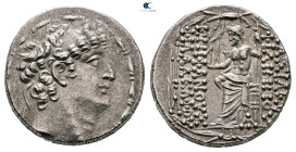 Seleukid Kingdom. Antioch on the Orontes. Philip I Philadelphos 95-75 BC. 
Tetradrachm AR

26 mm, 15,89 g



Good Very Fine