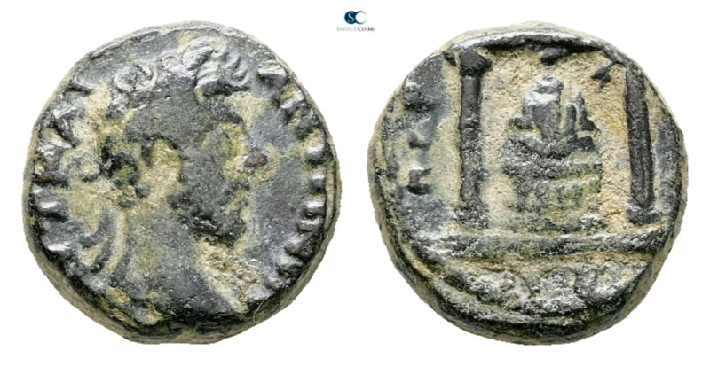 Pamphylia. Perge. Marcus Aurelius AD 161-180. 
Bronze Æ

13 mm, 3,03 g


...