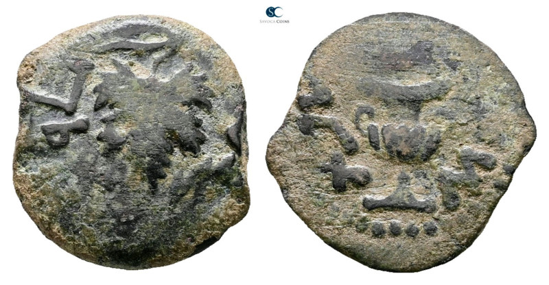 Judaea. Jerusalem. First Jewish War AD 66-70. 
Prutah Æ

18 mm, 2,62 g


...