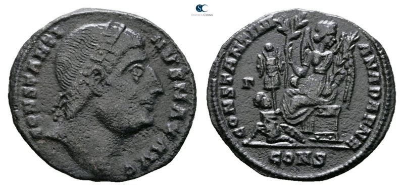 Constantine I the Great AD 306-337. Constantinople
Follis Æ

20 mm, 2,47 g
...