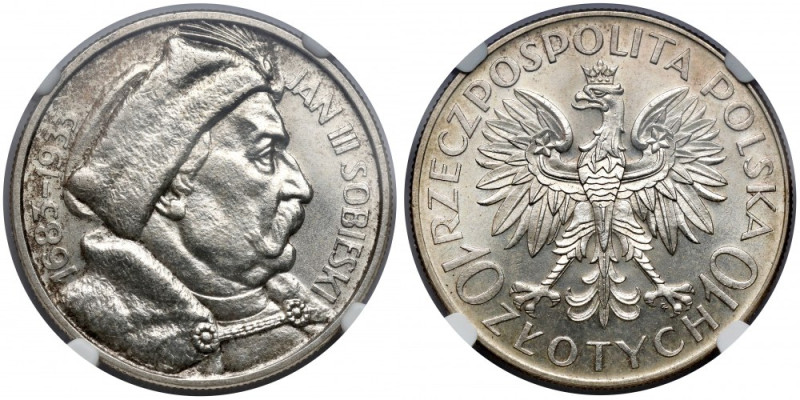 Sobieski 10 złotych 1933 Piękna, naturalnie mennicza sztuka. 

Reference: Chał...