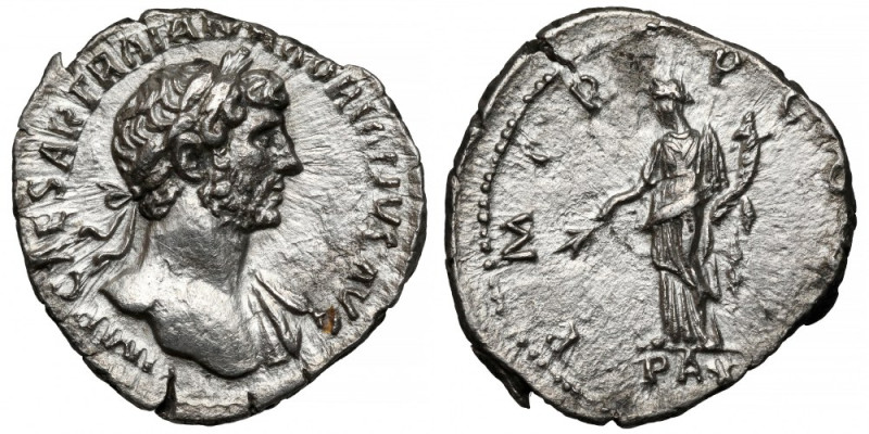 Hadrian (117-138 n.e.) Denar, Awers: Popiersie cesarza w wieńcu laurowym i fragm...