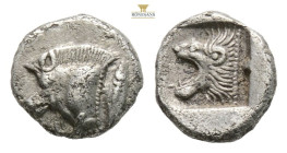 Greek MYSIA, Kyzikos (Circa 450-400 BC) AR obol
Obv: Forepart of boar left; to right, tunny upward.
Rev: Head of roaring lion left; 0,52 g. 8,1 mm.