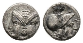 MYSIA, Lampsakos. 4th century BC. AR Diobol (10,4 mm, 1.1 g) Janiform female heads / Helmeted head of Athena right