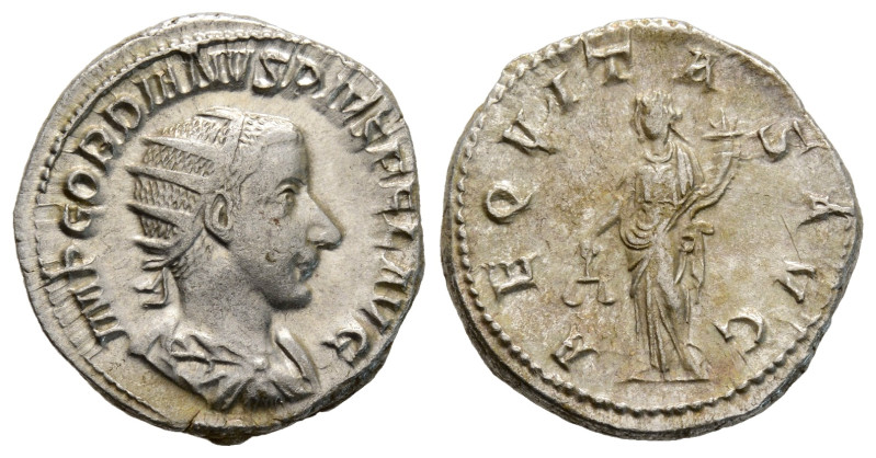 Gordianus III (238-244 AD). AR Antoninianus (24,5 mm, 4,3 g.) Rome, AD 240.
Obv....