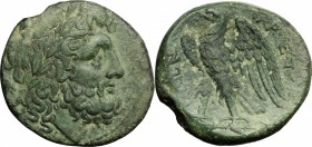 Greek Italy. Bruttium, Brettii. AE Unit, c. 216-214 BC. D/ Laureate head of Zeus right; uncertain symbol to left. R/ BPET-TIΩN. Eagle standing left on...