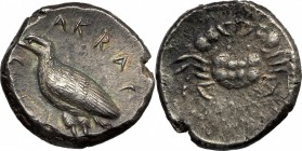 Sicily. Akragas. AR Didrachm, c. 510-500 BC. D/ ΑΚΡΑCΑΝΤΟS. Sea eagle with closed wings standing left. R/ Crab. SNG ANS 908. AR. g. 8.71 mm. 22.00 An ...