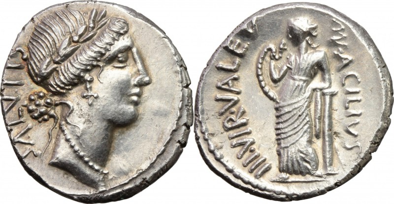 Man. Acilius Glabrio. AR Denarius, 49 BC. D/ Laureate head of Salus right; behin...