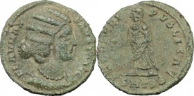 Fausta, wife of Constantine I. AE Follis, Thessalonica mint, 326-328 AD. D/ FLAV MAX FAVSTA AVG. Draped bust right, wearing pearl necklace. R/ SALVS R...
